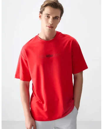 Tricou  supradimensionat, rosu, bumbac cu poliester si lycra, imprimeu pe spate