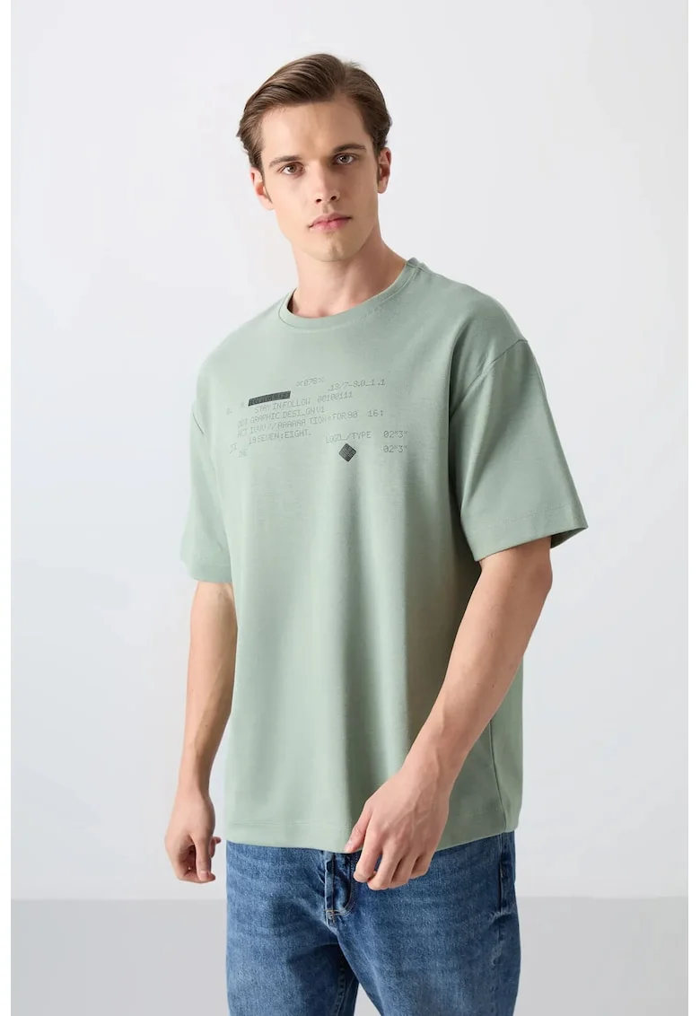 Tricou  supradimensionat, imprimeu pe spate, verde salvie, bumbac si poliester