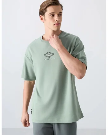 Tricou  supradimensionat, verde salvie, amestec de bumbac cu logo, pentru barbati
