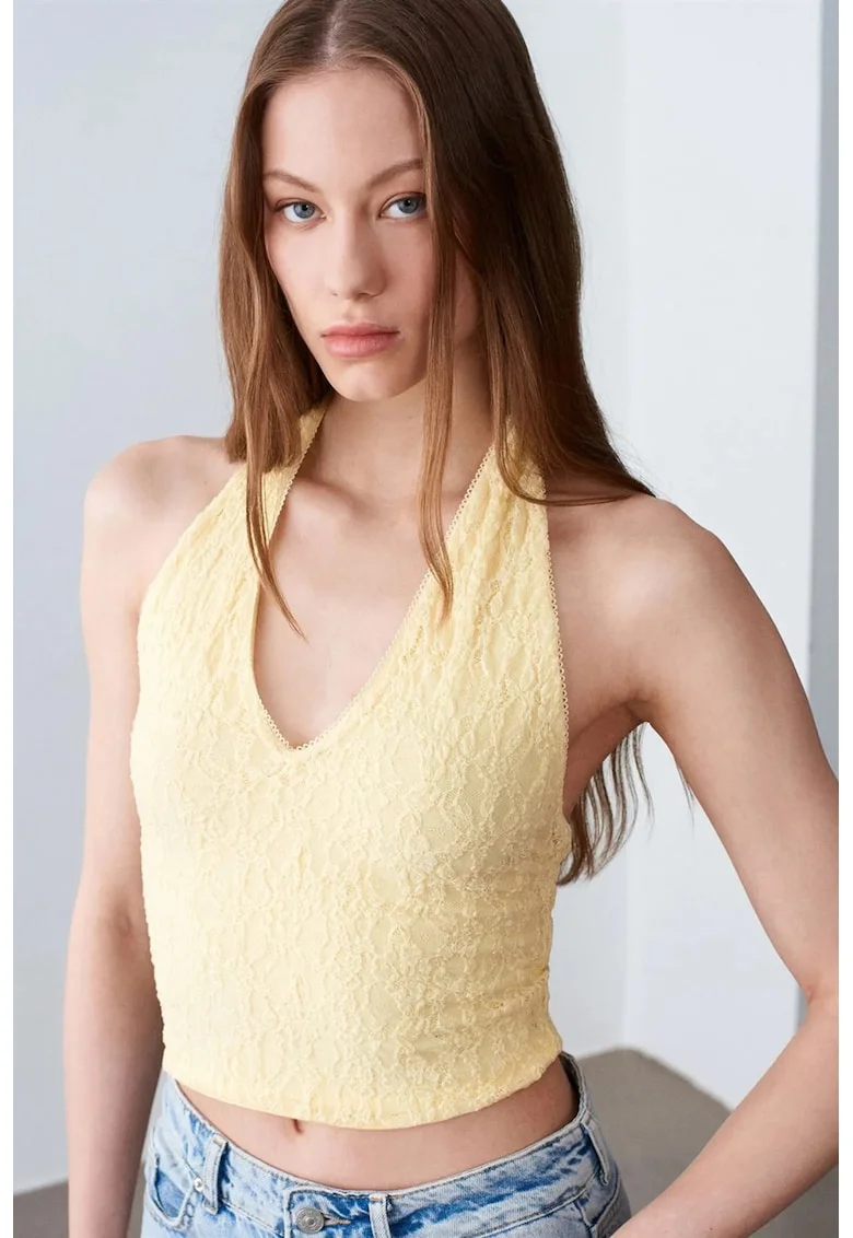 Bluza scurta  guler halterneck, decupaj, Galben Lamaie, dantela
