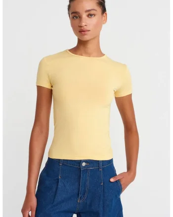 Tricou dama,  crop, slim-fit, galben lamaie, elastic