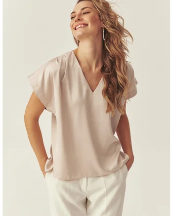 Bluza de satin lejera cu decolteu in V Narie, Bej sampanie