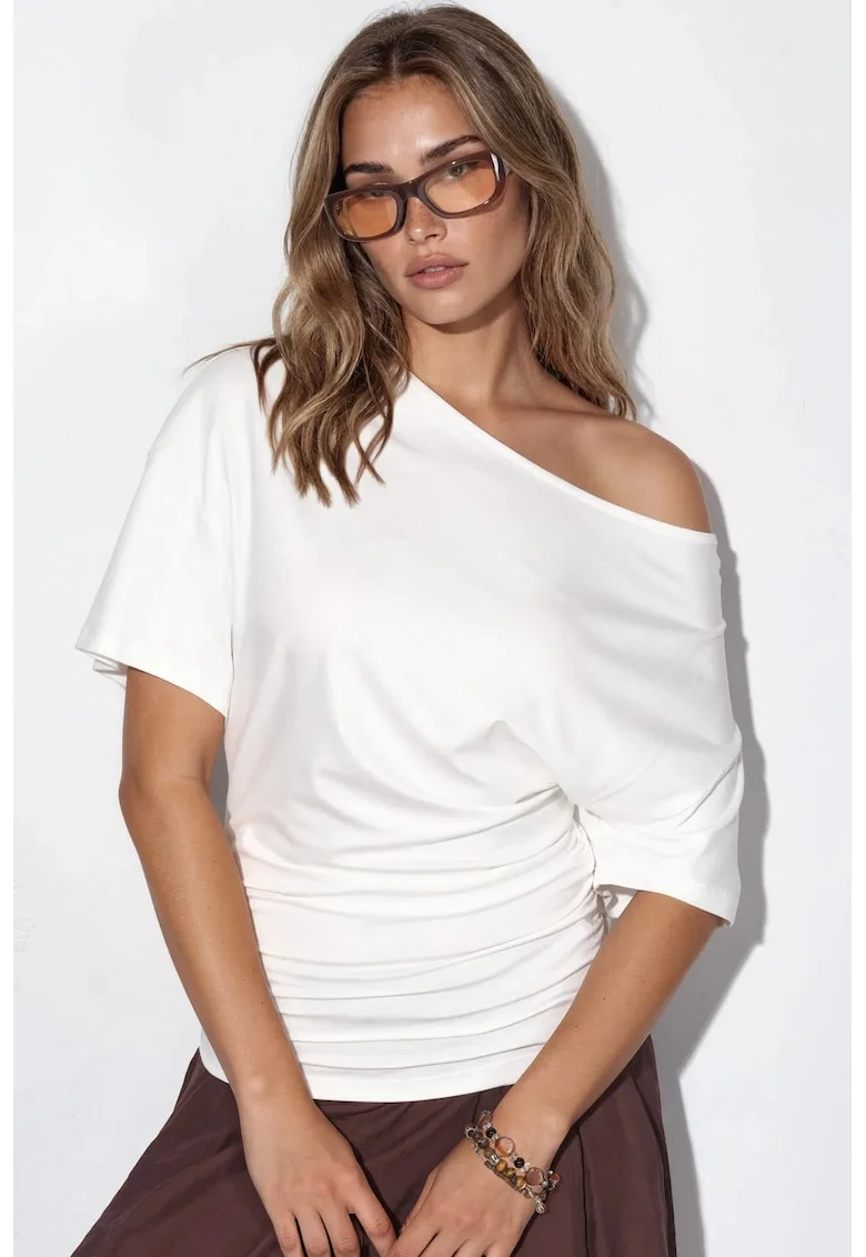 Bluza  casual, alb, din jerseu cu decolteu barcuta, maneci scurte, fara inchidere