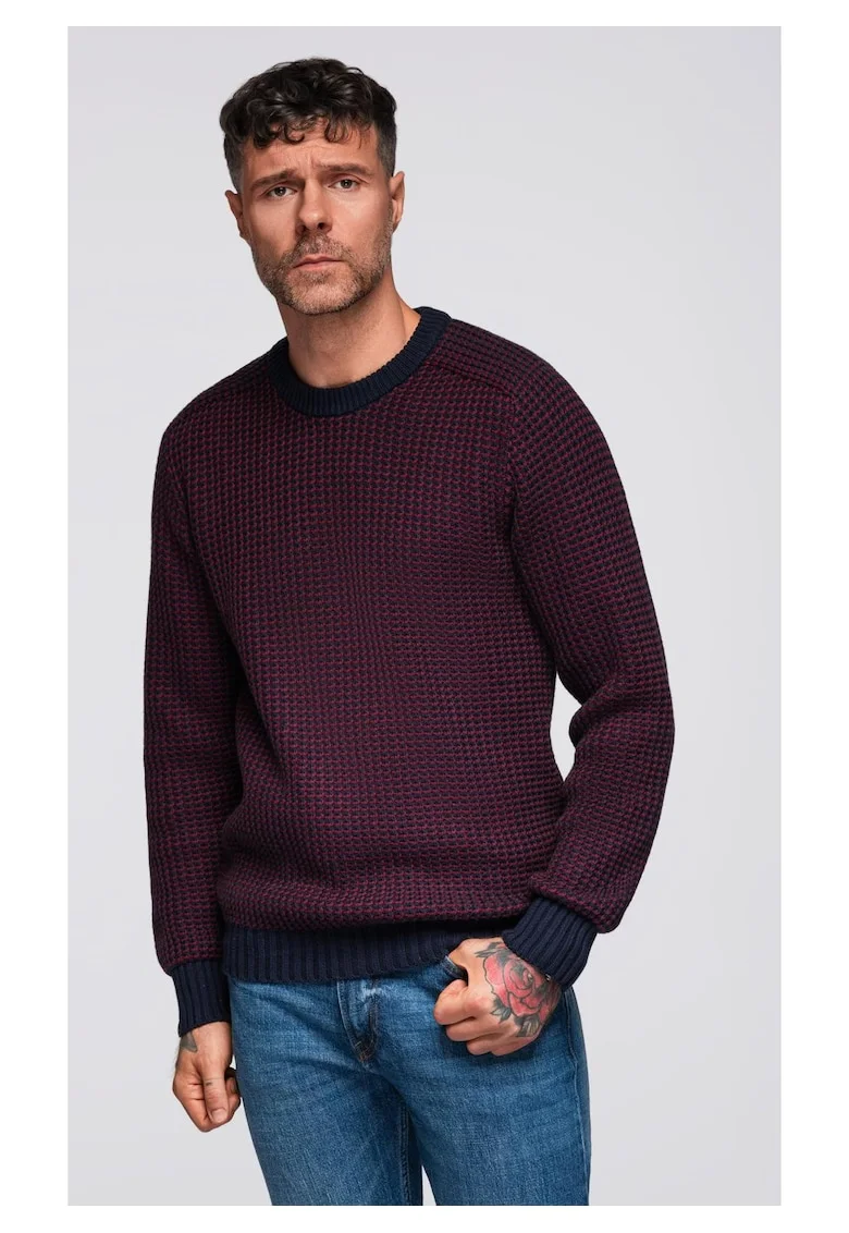 Pulover din tricot contrastant cu decolteu rotund  OM-SWSW-0122, Visiniu