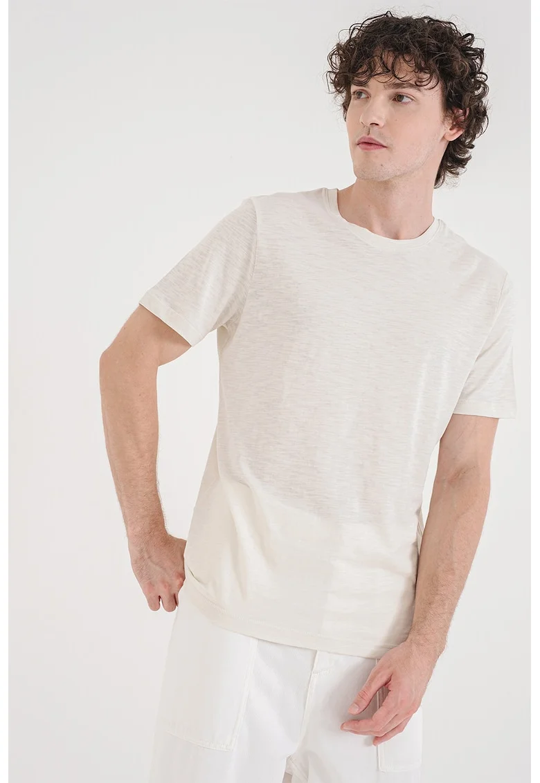 Tricou cu decolteu rotund, Alb murdar