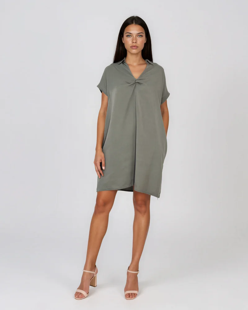 Rochie casual cu nod în piept și buzunare kaki - Unica S-L