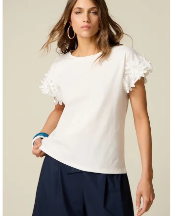 Tricou cu aplicatii florale, Alb