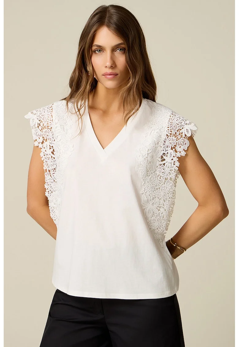 Bluza cu decolteu in V si broderie din dantela, Alb