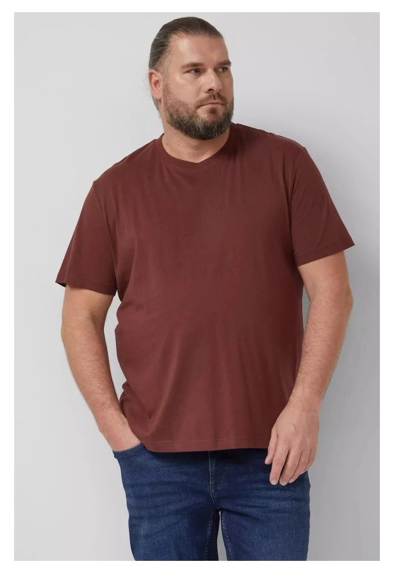 Tricou cu decolteu la baza gatului, Visiniu
