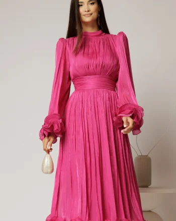 Rochie midi fucsia de ocazie din voal peliculizat cu maneci ample cu volanase