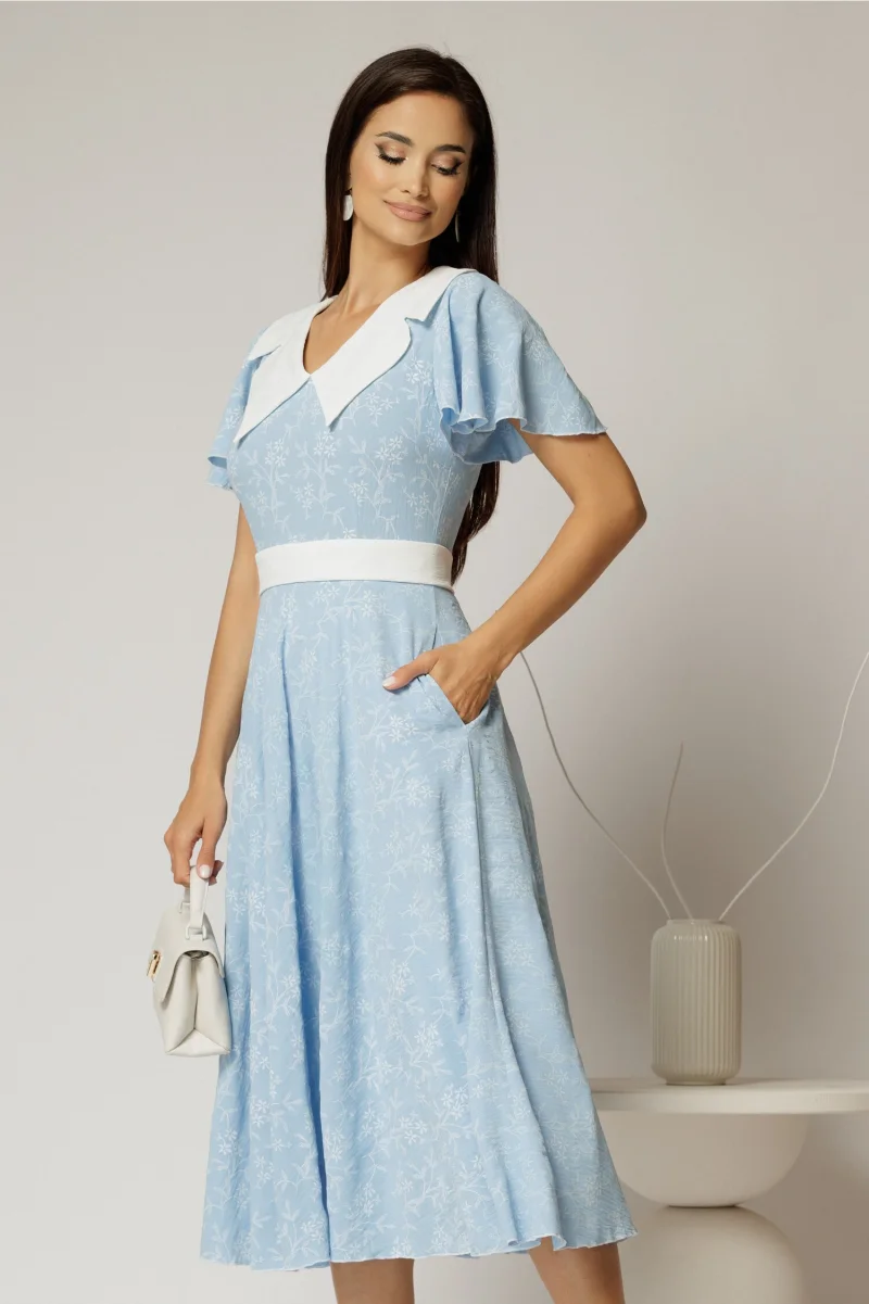 Rochie midi bleu cu floricele brodate si guler alb