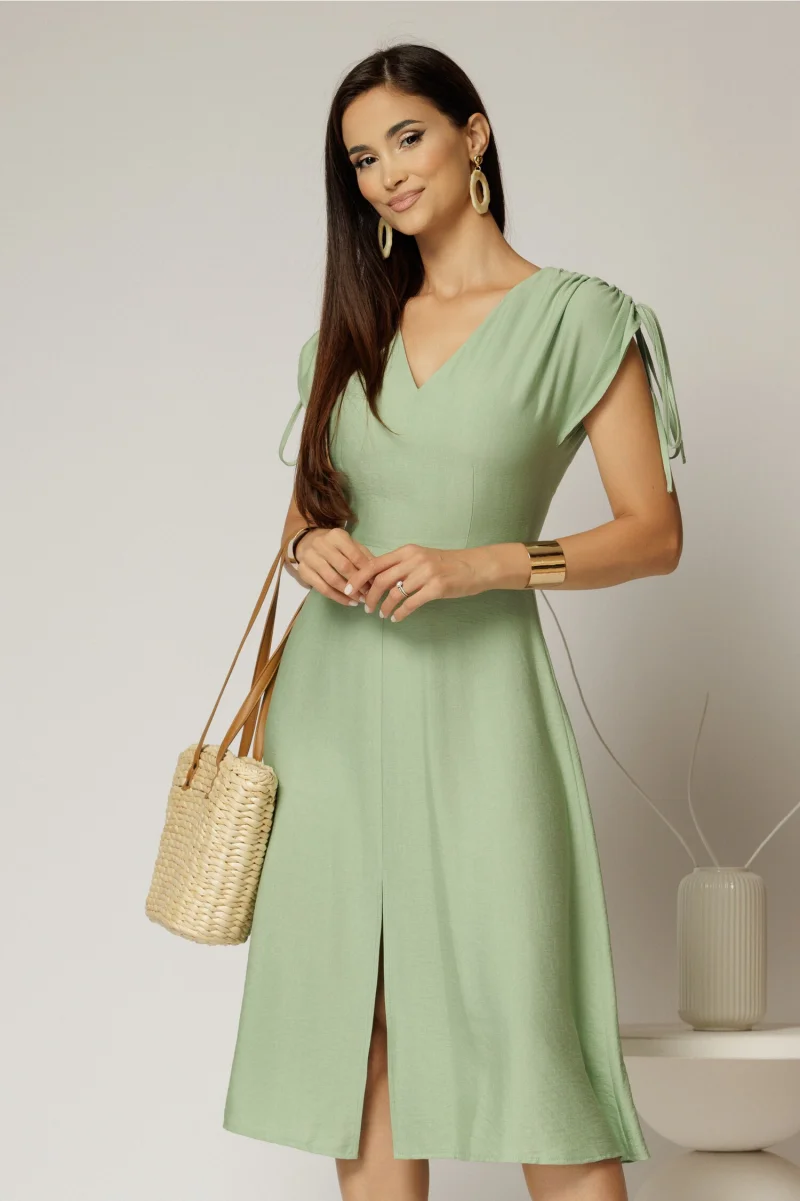 Rochie midi verde fistic din viscoza cu decolteu V si snur la maneci