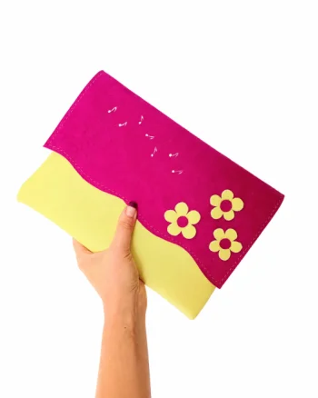 Plic in doua nuante,handmade,  din piele naturala, cu flori ,unicat