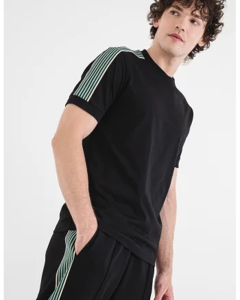 Tricou cu decolteu la baza gatului si dungi laterale contrastante, Negru