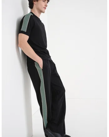 Pantaloni de trening cu croiala dreapta si detaliu logo, Negru