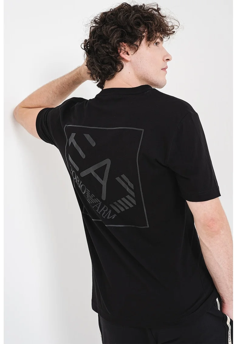 Tricou cu decolteu la baza gatului si imprimeu logo discret, Negru