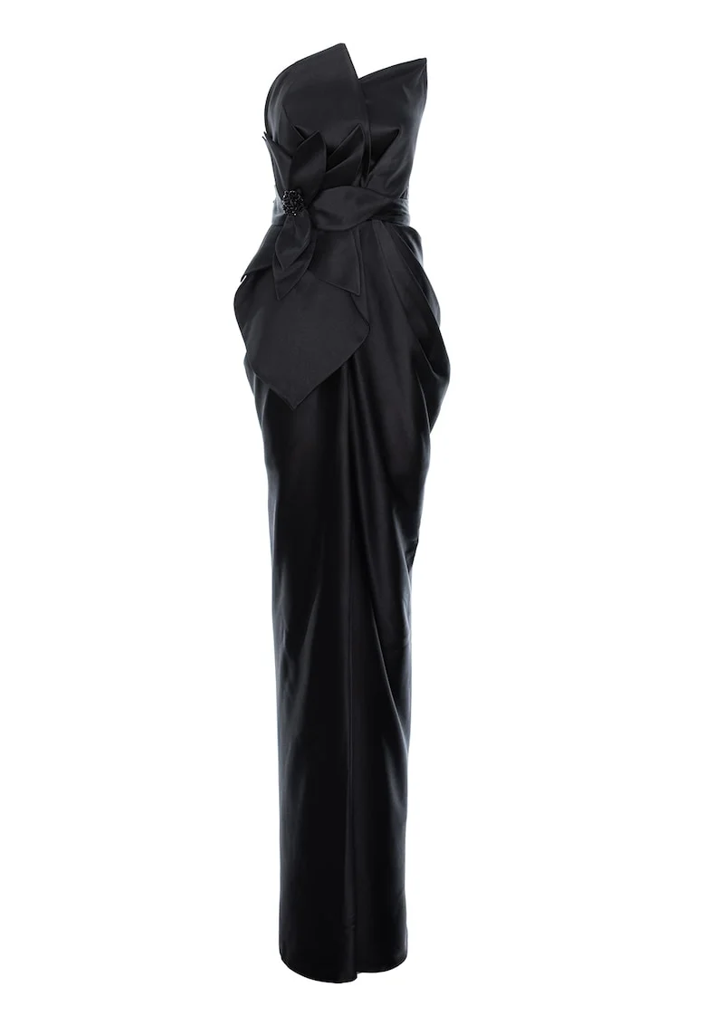 Rochie cambrata lunga cu aspect de satin si aplicatii, Negru