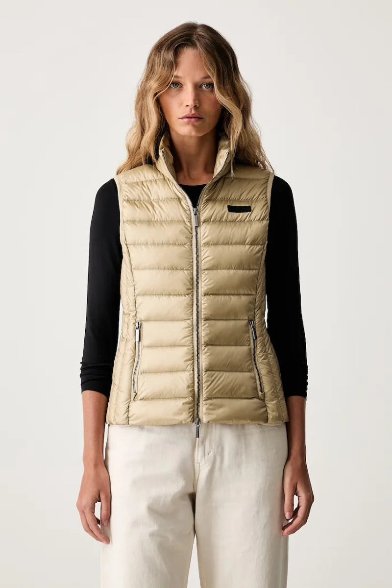 Armani Exchange vestă pentru femei