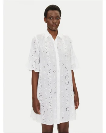 Rochie Camasa  alba, 2 caracteristici reprezentative