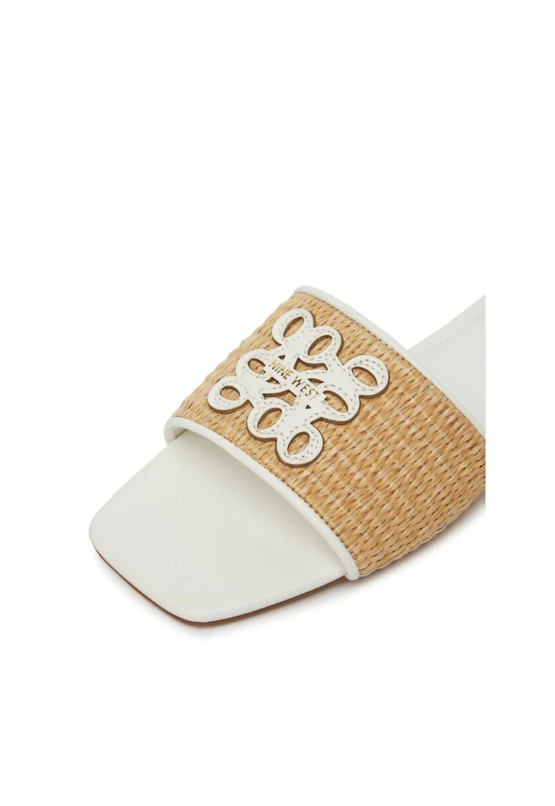 Slapi dama,  bej-alb