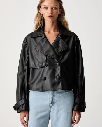 Armani Exchange jachetă scurtă pentru femei din piele