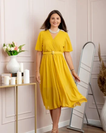 Rochie eleganta din voal Desiree cu decolteu in V si curea - Galben