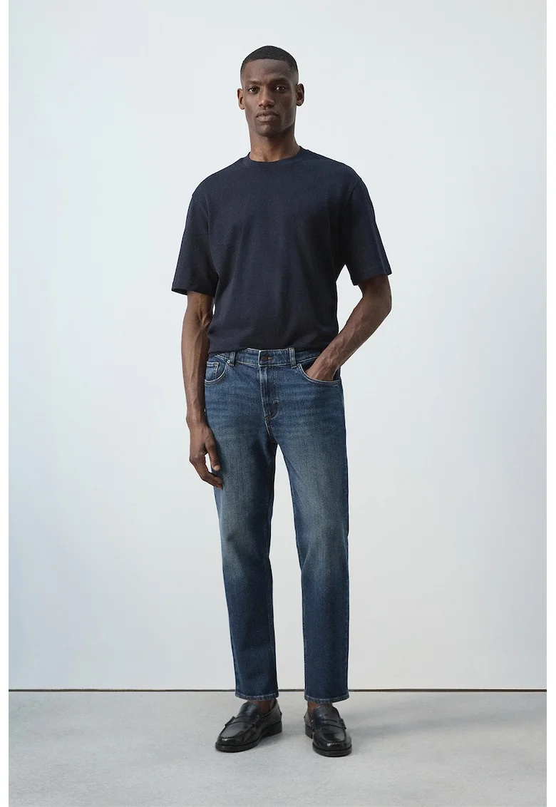 Blugi slim-fit, Bleumarin