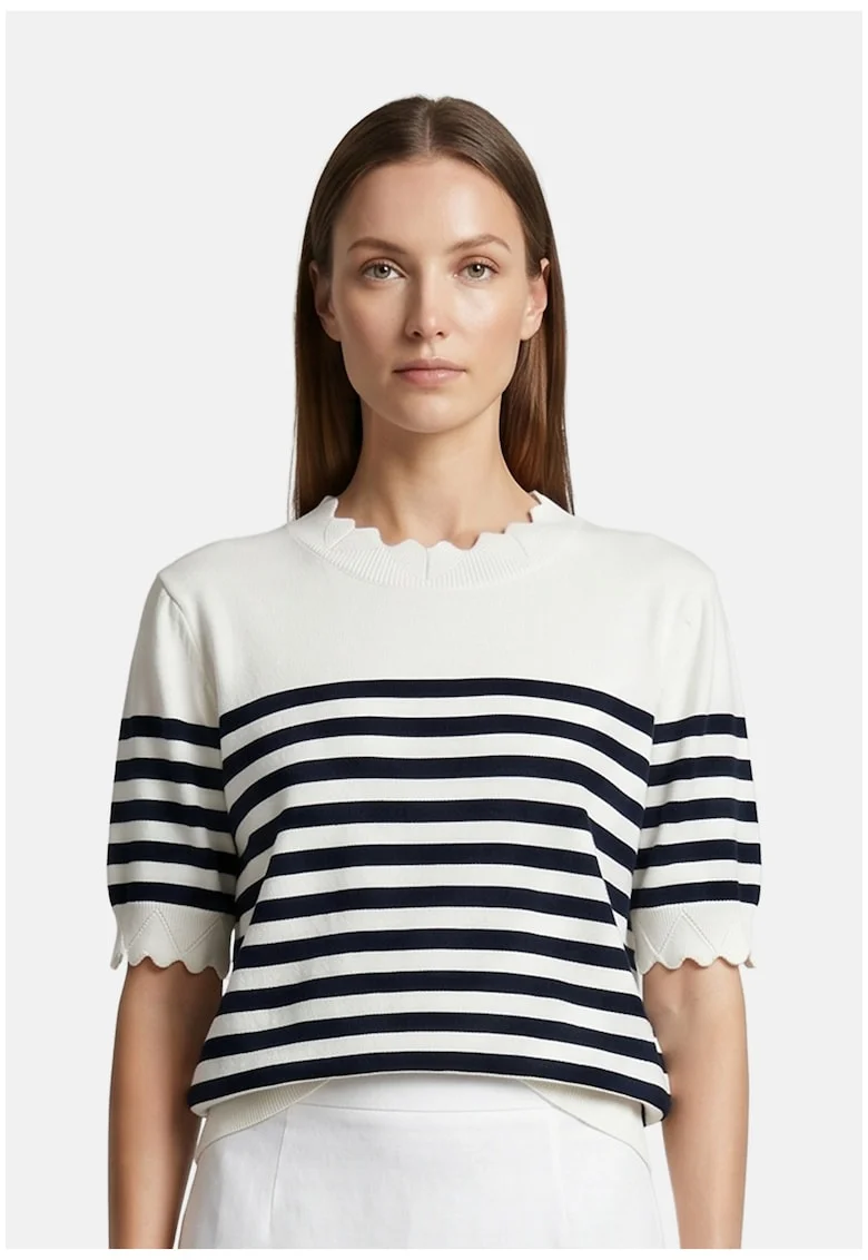 Tricou tricotat fin in dungi, Bej
