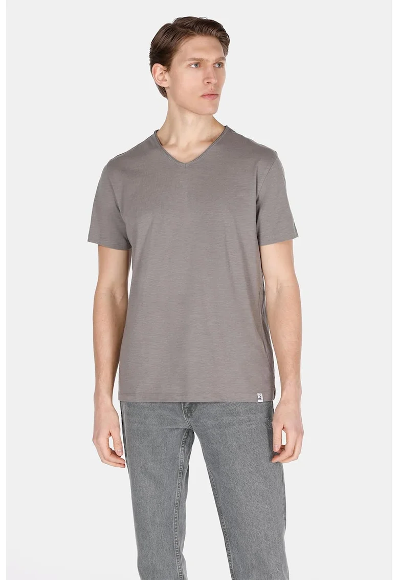 Tricou de bumbac cu decolteu in V 621310