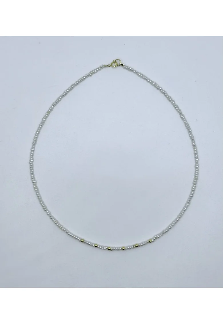 Colier handmade, realizat din perle de cultura, accesorii argint placat cu aur, lungime 38 cm