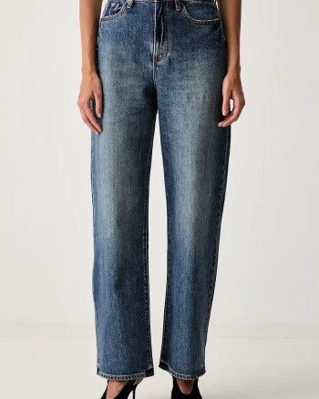Armani Exchange blugi relaxed fit pentru femei