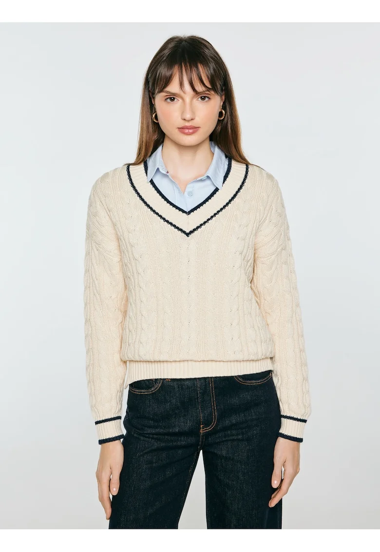 Pulover cu model torsade si decolteu in V Calia 103