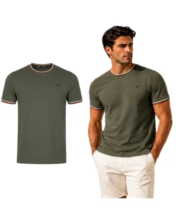 Tricou cu detalii contrastante