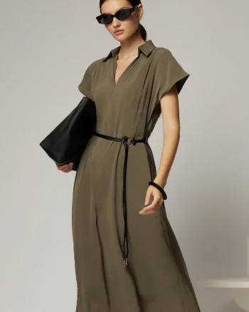 Rochie midi kaki de vara din modal cu decolteu V si cordon in talie.