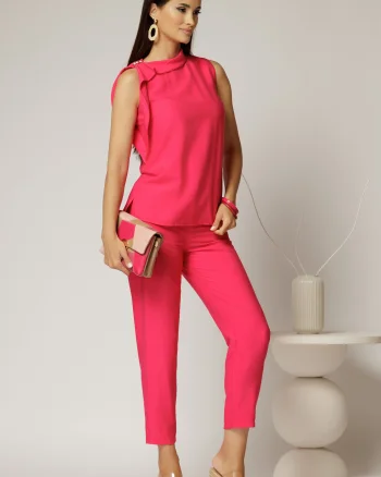 Compleu fucsia din vascoza cu bluza fara maneci si pantalon lejer