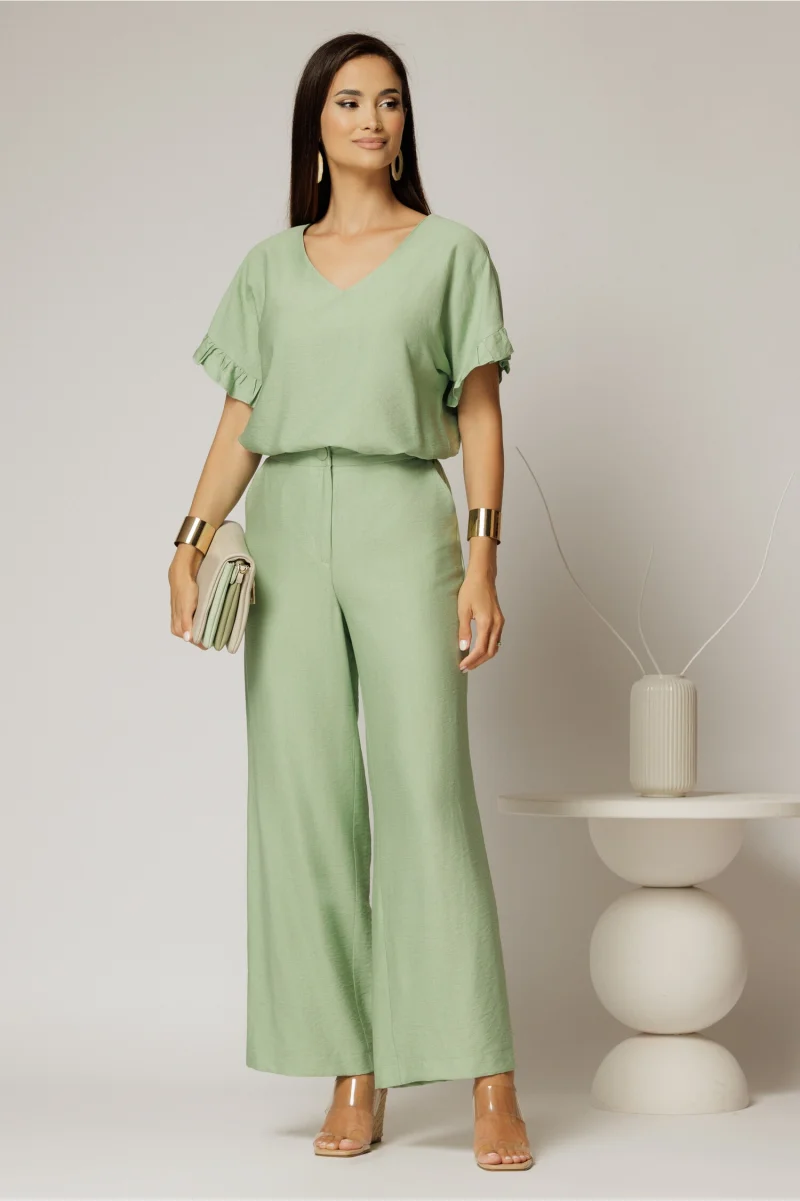 Compleu verde fistic din viscoza cu pantalon si bluza cu maneci lejere