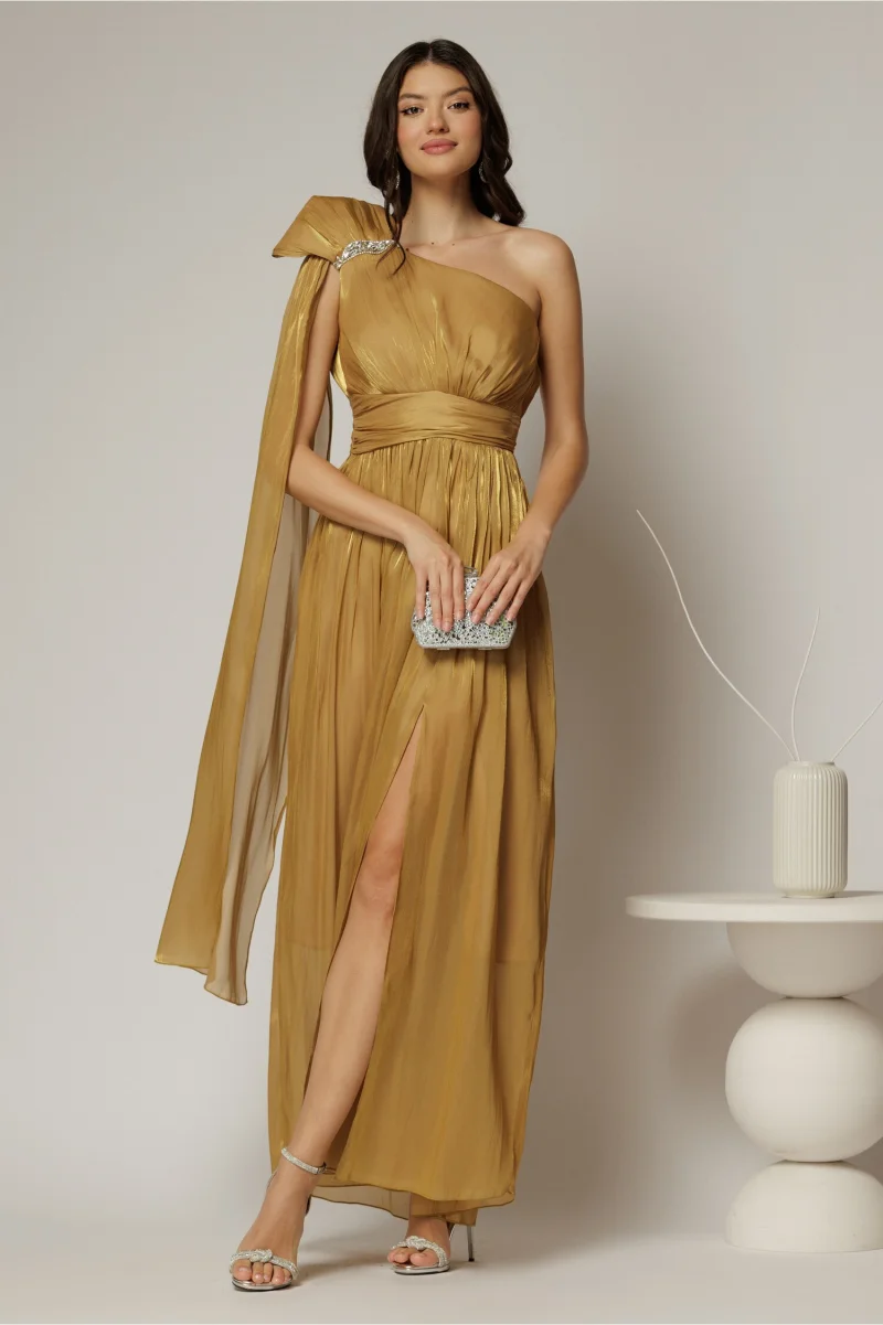 Rochie de seara galben mustar din voal peliculizat cu accesoriu pe umar