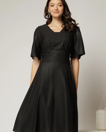 Rochie midi neagra de ocazie din voal cu sidef si decolteu in V