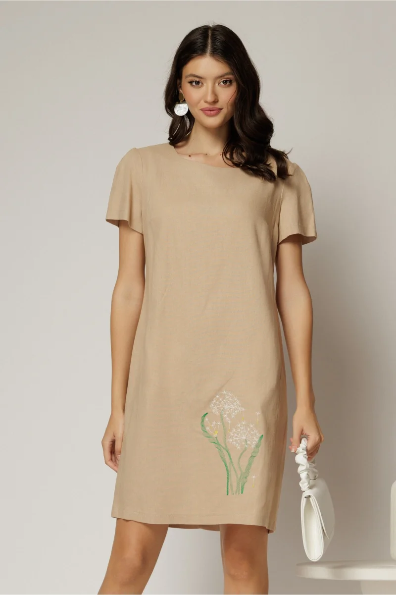 Rochie bej din in cu flori brodate si croi drept