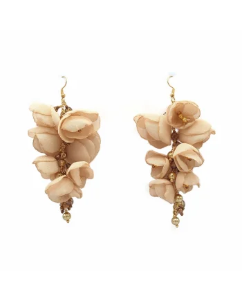 Cercei lungi ciorchine flori din voal,  Flower Love, voal bej, perle si cristale aurii