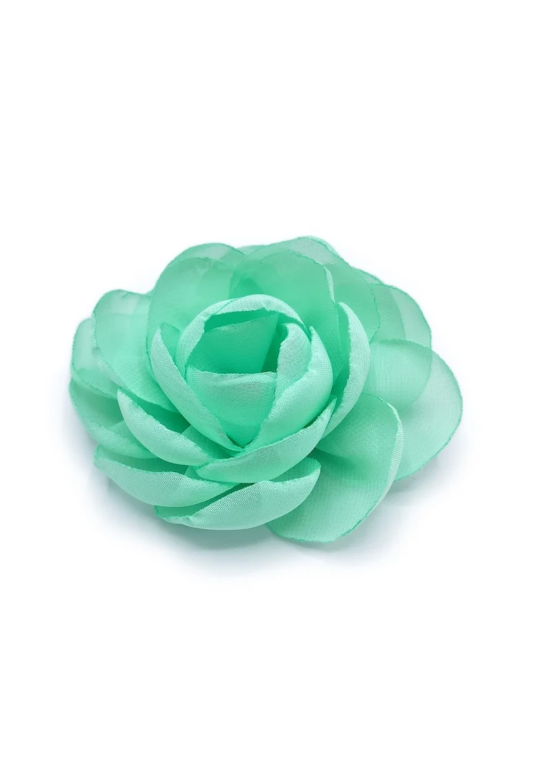 Agrafa par floare trandafir,  Rose, voal rosu corai, Verde menta