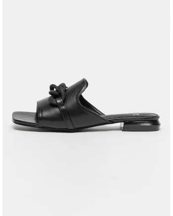 Papuci de piele ecologica, Negru