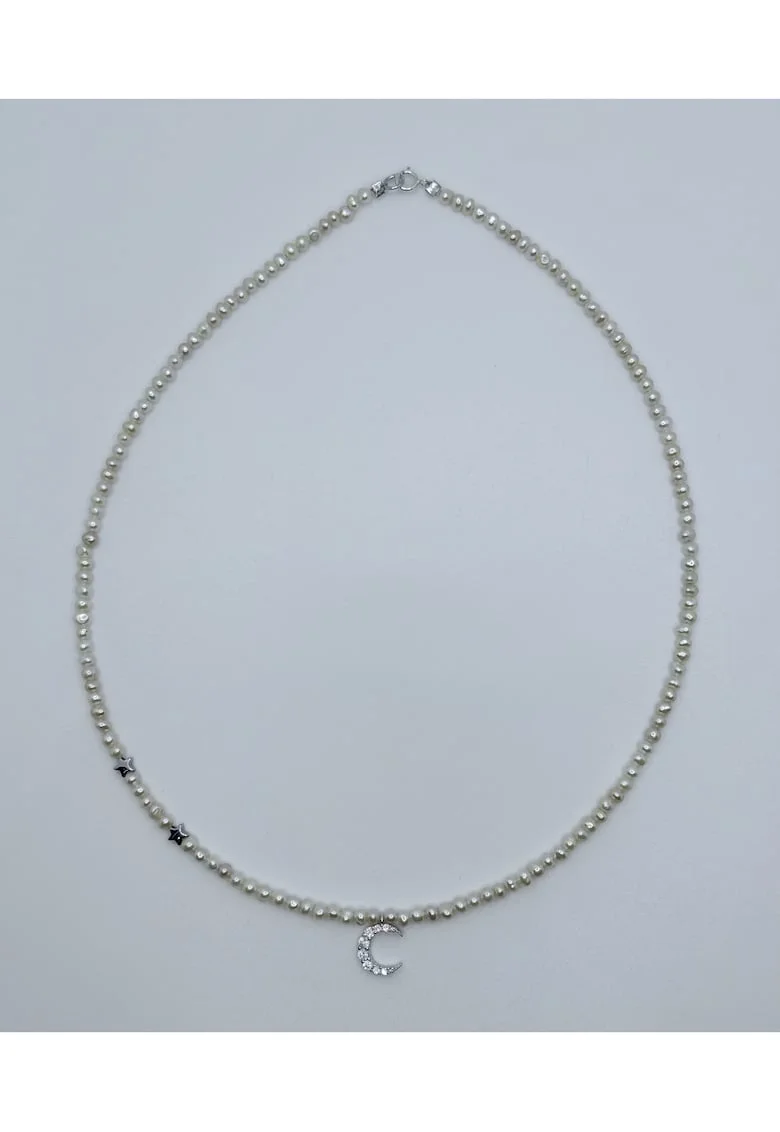 Colier handmade, realizat din perle de cultura, pandantiv luna argint placat rodiu semiluna 9x12 mm zirconiu alb, stele hematit, inchideri argint, lungime :43 cm