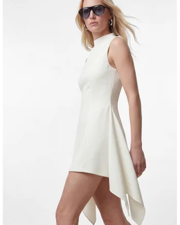 Rochie scurta asimetrica, Alb murdar