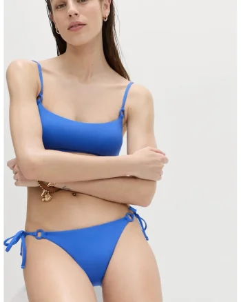 Bikini uni, Albastru electric