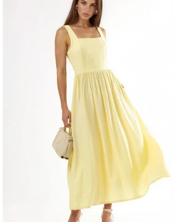 Rochie midi  galben lamaie, decolteu patrat, fara maneci