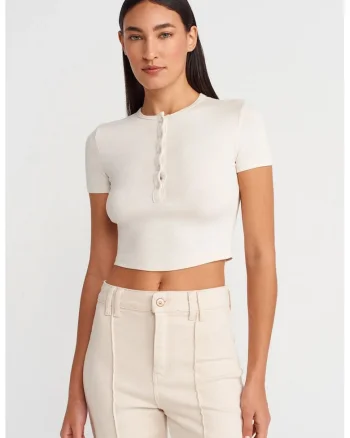 Tricou crop  slim fit, cu nasturi, natural, amestec viscoza-elastan