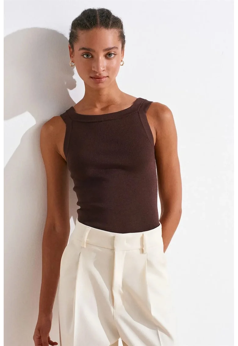 Bluza  fara maneci, casual, maro castaniu, tricot subtire, cu nervuri,