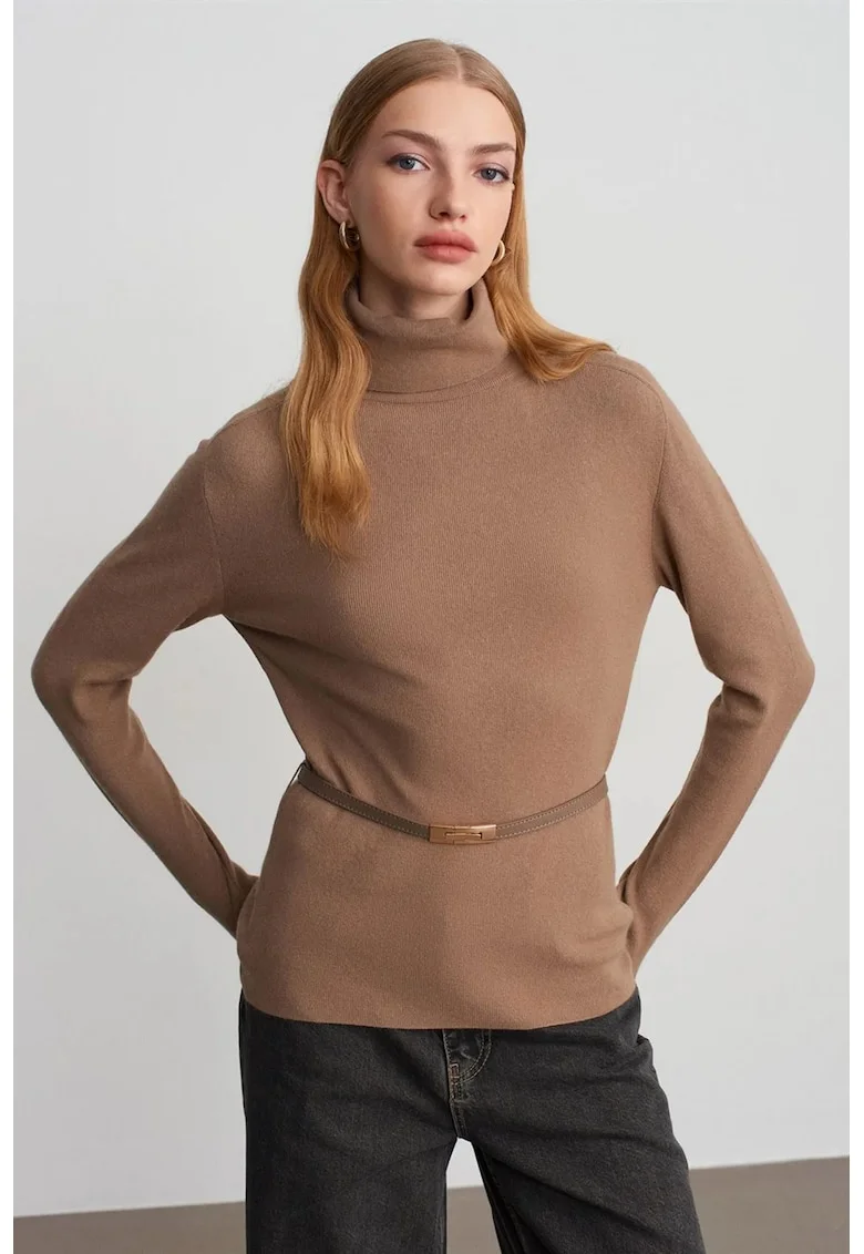Pulovere dama,  pulover tricotat cu guler inalt si curea, maro camel, fara inchidere,
