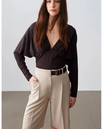 Pantaloni scurti dama,  talie inalta, cu dungi, bej natural, poliester-viscoza-elastan